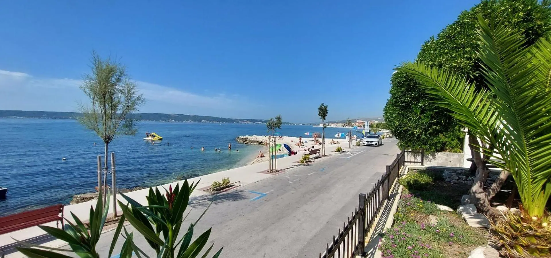 Smjestaj L Za Rad, Odmor, Grupe I Pojedince Apartment Kastela 0*,